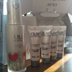 OLAY光感小白瓶，让你的肌肤换发光泽！